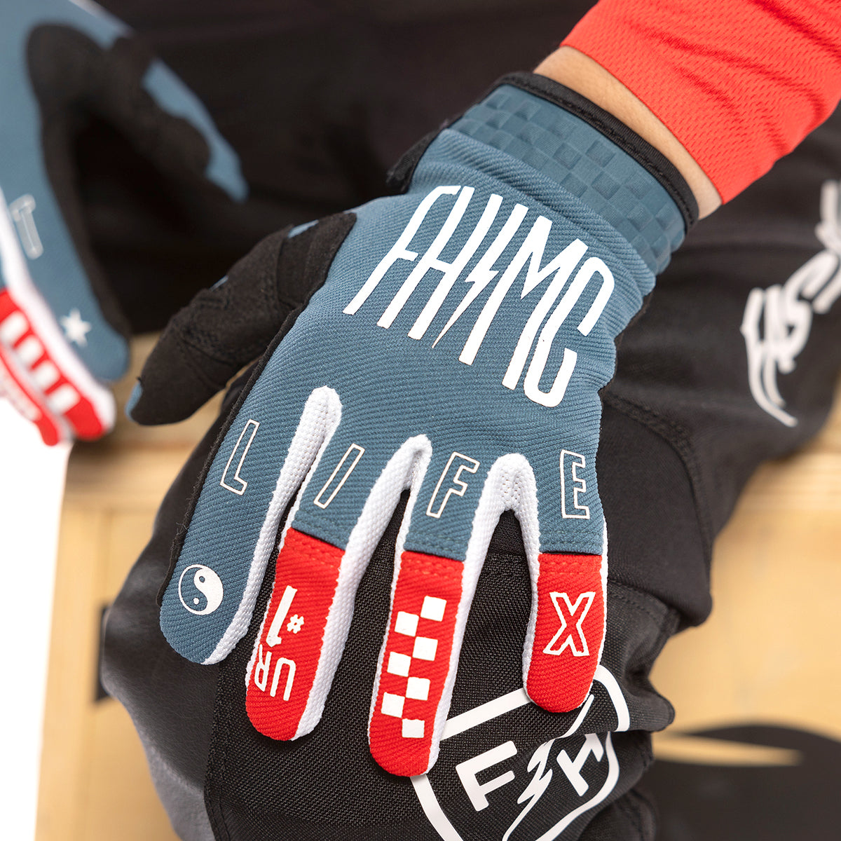 Speed Style The Bird Youth Glove