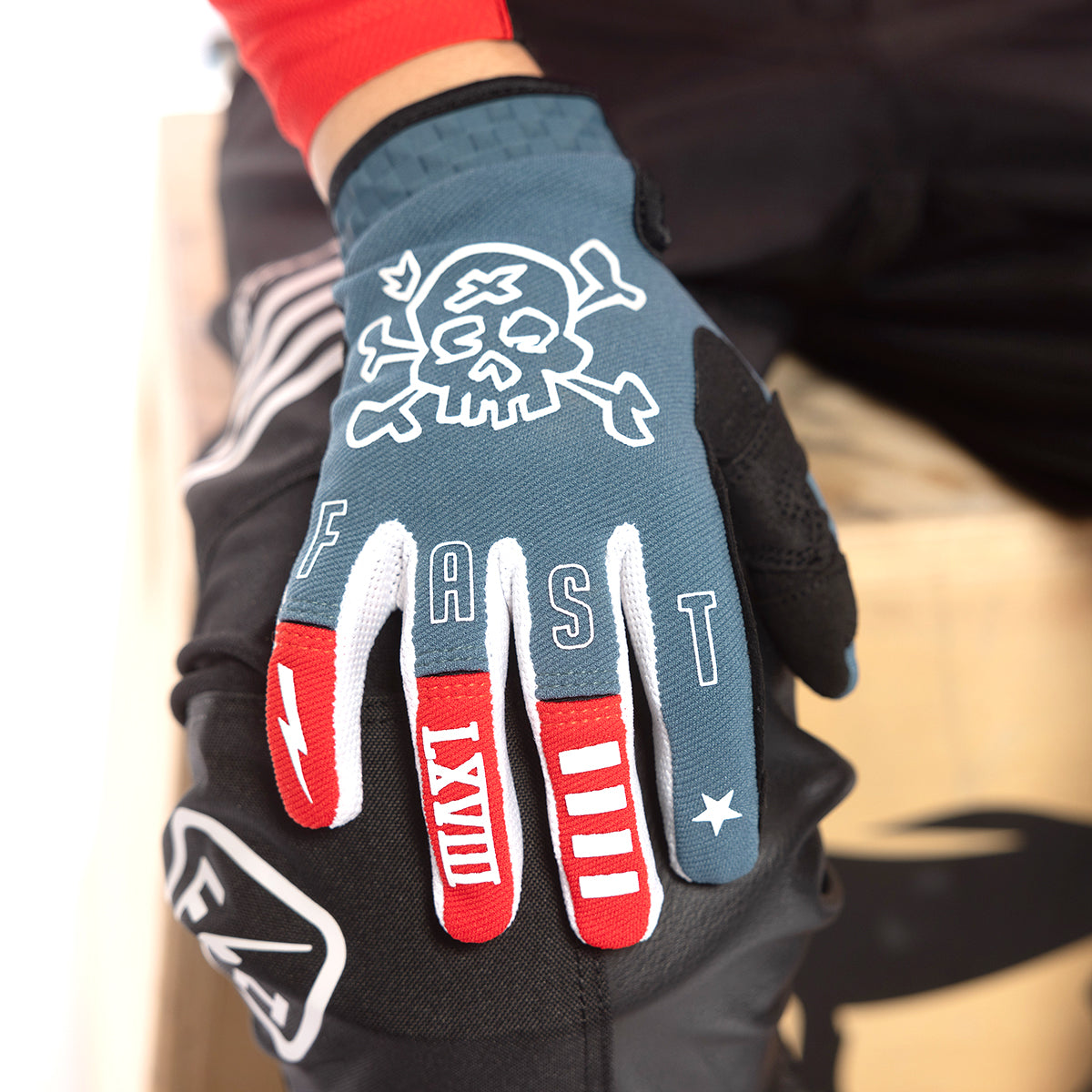 Speed Style The Bird Youth Glove